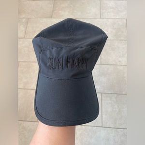 Brooks running hat
